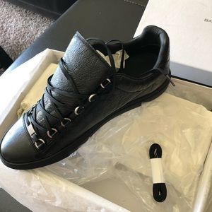 Men’s Balenciaga Arena Black